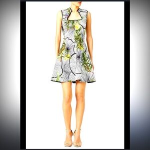 Floral Print Sleeveless Yigal Azrouël
Clockwork Floral Print Dress fall $900